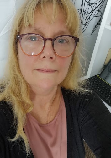 Renee Lindstrom, GCFP, Guild Certified Feldenkrais Practitioner since 2007, Somatic Lifestyle and Relationships Coach since 2000